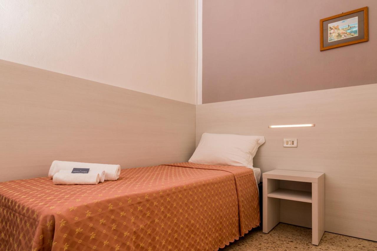 Hotel Lydia Cervia Eksteriør bilde
