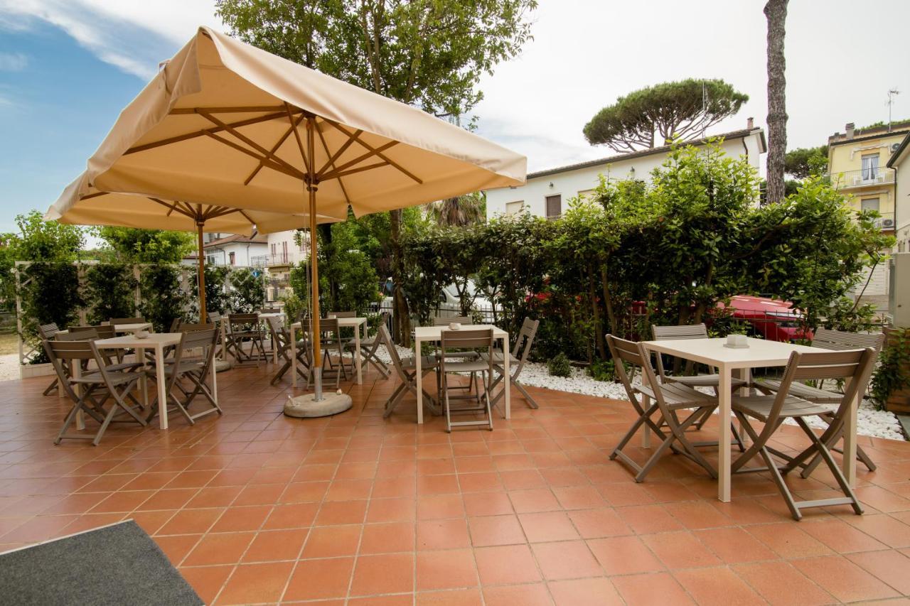 Hotel Lydia Cervia Eksteriør bilde